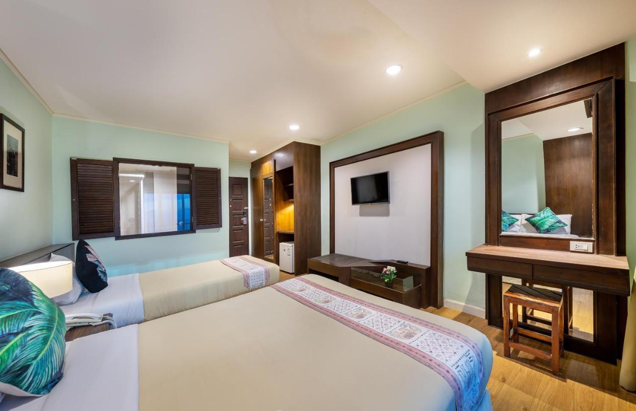 The Jomtien Twelve Hotel Exterior foto