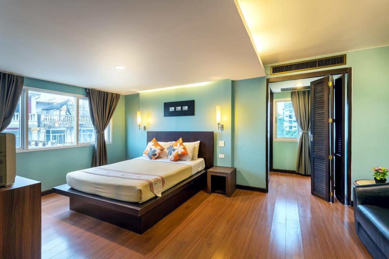 The Jomtien Twelve Hotel Exterior foto