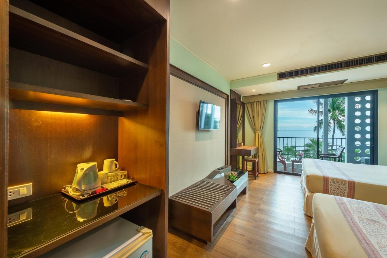 The Jomtien Twelve Hotel Exterior foto