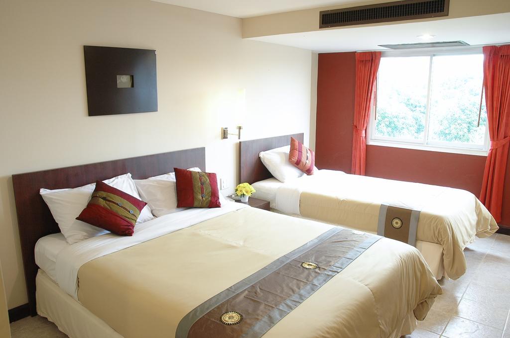 The Jomtien Twelve Hotel Exterior foto
