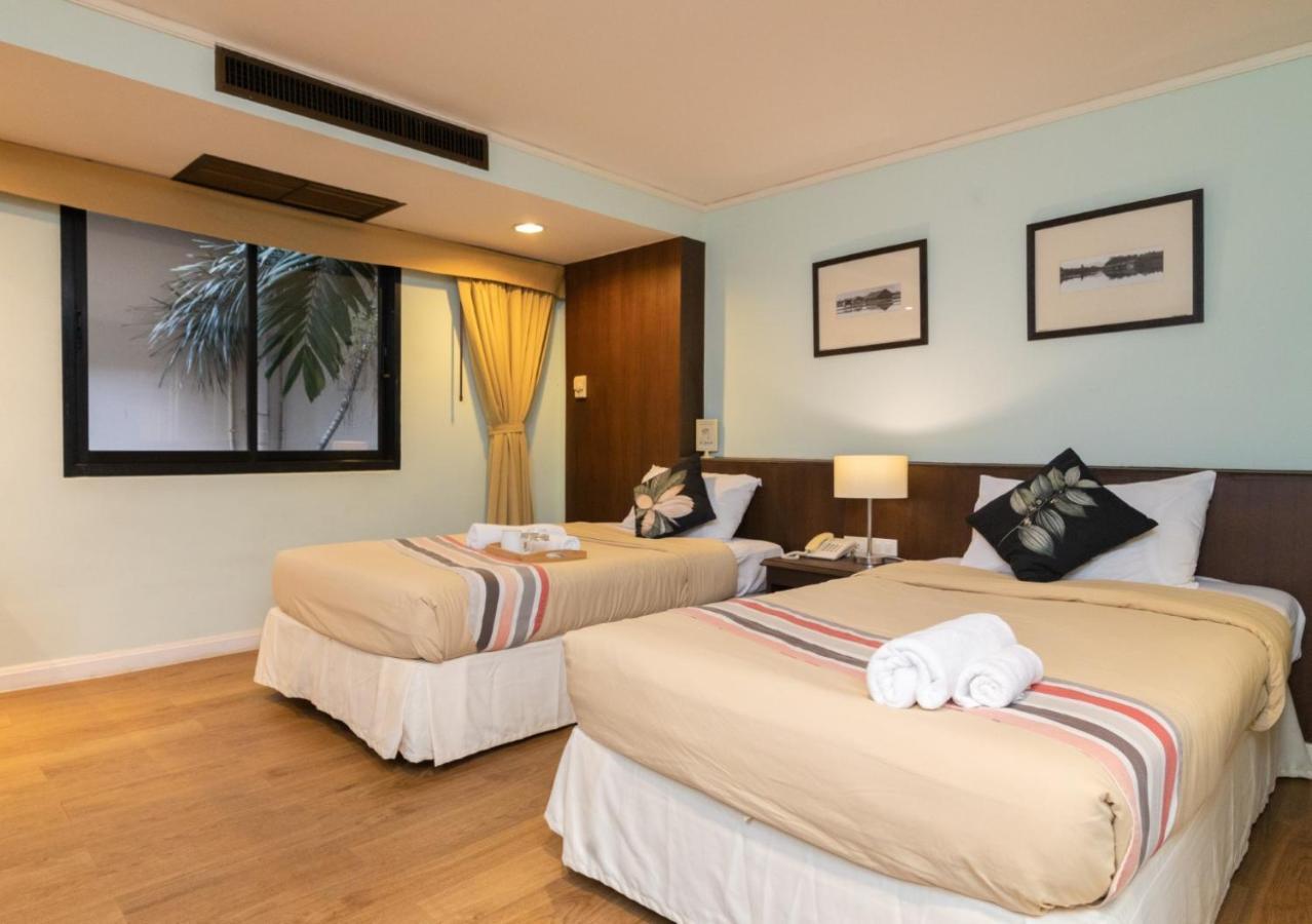 The Jomtien Twelve Hotel Exterior foto