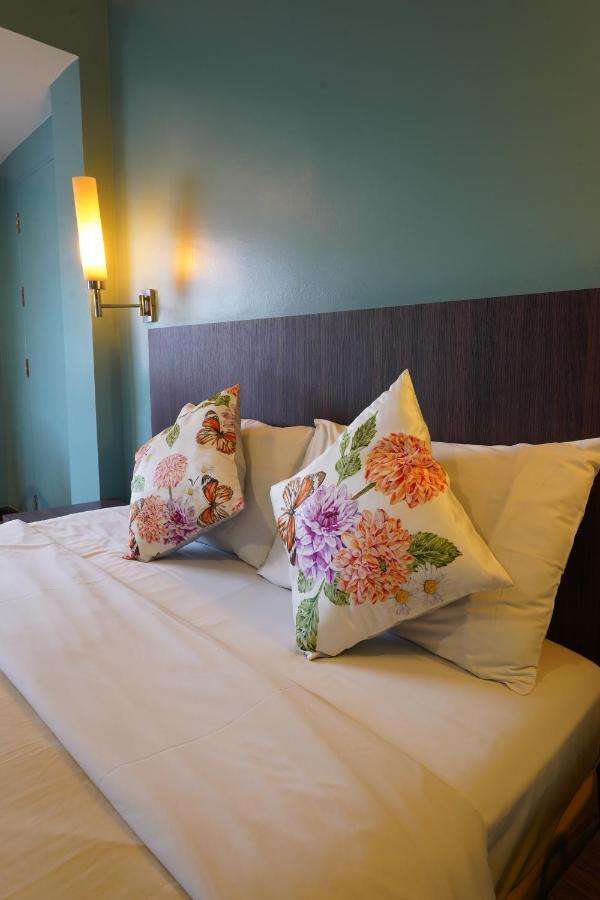 The Jomtien Twelve Hotel Exterior foto