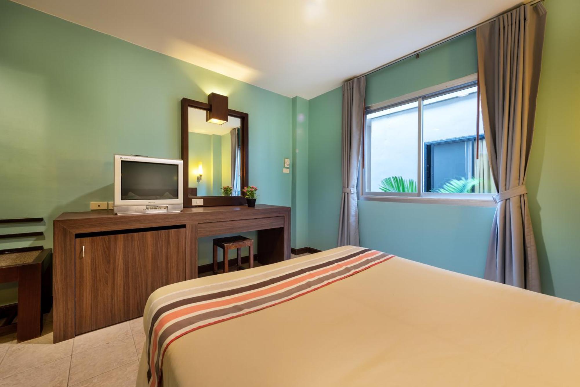 The Jomtien Twelve Hotel Exterior foto